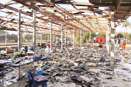 Hiện trường vụ nổ tại nhà máy ở Thái Lan. (Ảnh TÂN HOA XÃ)