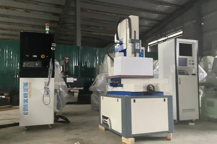 Máy móc tang vật của vụ án bị cơ quan Hải quan phát hiện trong quá trình kiểm tra, xác minh dấu hiệu buôn lậu. (Ảnh: Cục Hải quan)