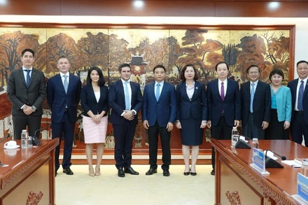 Bộ Tài chính và đại diện FTSE Rusell tại buổi làm việc. (Ảnh: BTC)