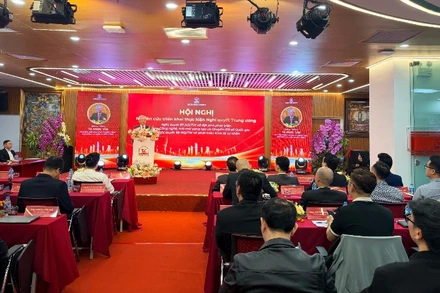 Toàn cảnh hội nghị. 