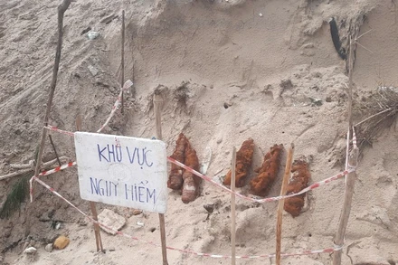 Phát hiện vật liệu nổ ở vùng biển thôn 6, xã Triệu Cơ, tỉnh Quảng Trị.
