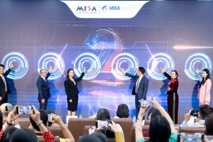 Lễ công bố chương trình Tặng miễn phí phần mềm cho 2 triệu hộ kinh doanh thực hiện xóa bỏ thuế khoán theo Nghị quyết 68-NQ/TW. 