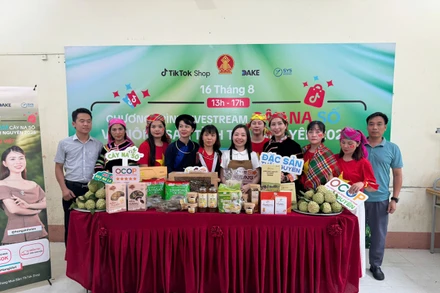 Hàng trăm nghìn khán giả trong và ngoài nước đã cùng theo dõi chương trình Livestream “Cây Na số và nông sản tỉnh Thái Nguyên 2025”. 