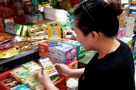 Nhiều tiểu thương và các doanh nghiệp nhỏ sẽ phải thay đổi toàn diện cách quản lý, từ thói quen ghi sổ tay sang các công cụ công nghệ.