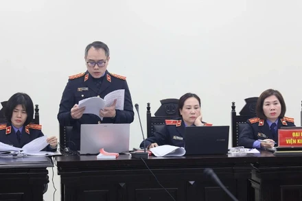 Đại diện Viện Kiểm sát tại tòa.