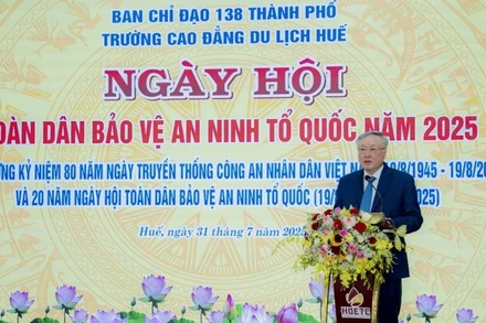 Phó Thủ tướng Thường trực Chính phủ phát biểu chỉ đạo.