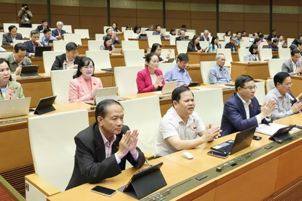 Quốc hội chốt 31/5 hằng năm là Ngày toàn dân tiết kiệm, chống lãng phí 