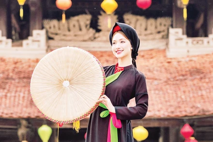 Ca sĩ Hòa Minzy trong MV Bắc Bling, sản phẩm âm nhạc ấn tượng của năm 2025.