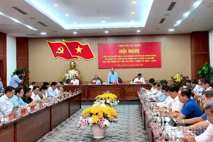 Quang cảnh hội nghị của Tỉnh ủy Cà Mau về công tác chuẩn bị Đại hội đại biểu Đảng bộ tỉnh lần thứ I, nhiệm kỳ 2025-2030.