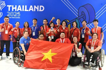 Việt Nam đoạt 6 Huy chương vàng, lập 3 kỷ lục trong ngày thi đấu thứ hai tại ASEAN Para Games 13.
