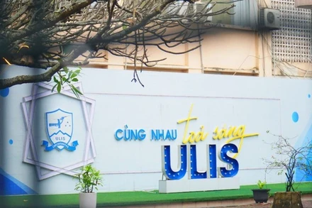 Trường Đại học Ngoại ngữ-Đại học Quốc gia Hà Nội đã bắt đầu triển khai Chương trình BRT tốt nghiệp Đại học trong 3 năm.