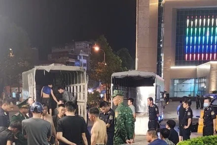 Hội nghị phối hợp chống buôn lậu và gian lận thương mại của Chi cục Hải quan khu vực VII với các ban ngành liên quan vừa qua.