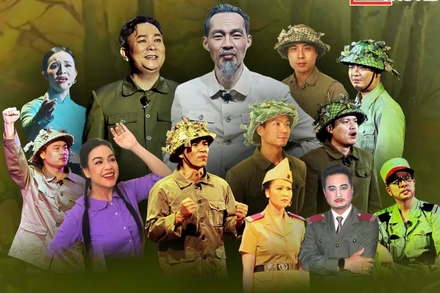 Các nghệ sĩ Nhà hát chèo Quân đội trong vở "Đại tướng Võ Nguyên Giáp".