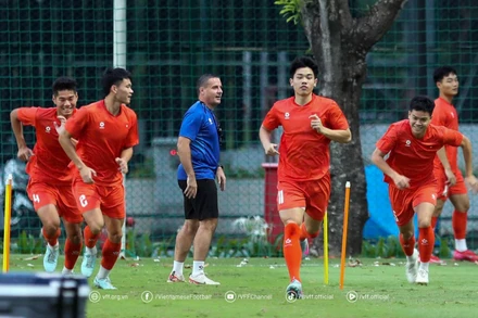 Các cầu thủ U23 Việt Nam tập luyện trước trận đấu với U23 Campuchia (Ảnh VFF).