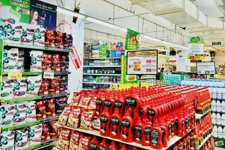 Chỉ số giá tiêu dùng (CPI) tháng 8/2025 tăng 0,05% so với tháng trước chủ yếu do giá nhà ở thuê và ăn uống ngoài gia đình tăng. (Ảnh: HNV)