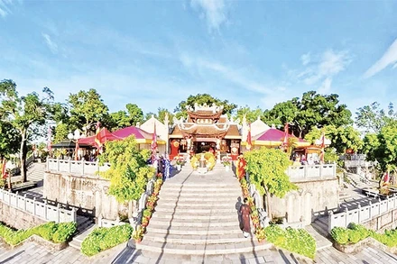 Khu Đền Thượng nơi thờ Đức Ông Hưng Nhượng Đại Vương Trần Quốc Tảng.