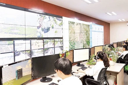 Thành phố Huế mở rộng các dịch vụ tiện ích số phục vụ người dân, doanh nghiệp. (Ảnh Sở Khoa học và Công nghệ thành phố Huế).