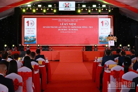 Quang cảnh Lễ kỷ niệm 10 năm thành lập (1/1/2015-1/10/2025) Công ty Nhôm Đắk Nông-TKV.