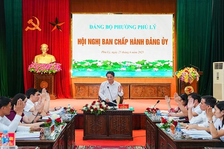 Quang cảnh hội nghị.