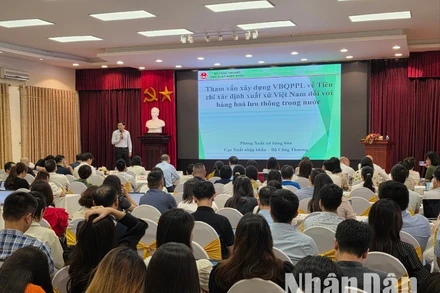 Hội thảo trao đổi nhằm xây dựng cơ chế chính sách quản lý đối với hàng hóa xuất xứ Việt Nam.