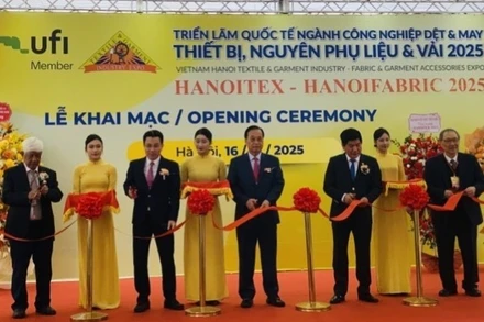 Khai mạc Triển lãm quốc tế ngành công nghiệp dệt và may-thiết bị, nguyên phụ liệu và vải 2025 (HanoiTex & HanoiFabric 2025).