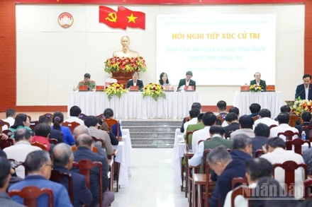 Toàn cảnh buổi tiếp xúc cử tri. (Ảnh: ANH ĐÀO)