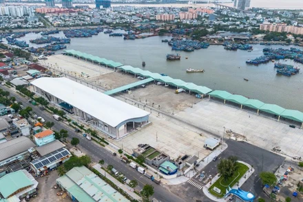 Toàn cảnh dự án nâng cấp, mở rộng cảng cá Thọ Quang nhìn từ trên cao.