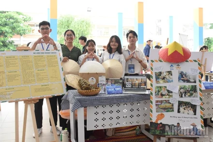 Nhiều ý tưởng dự thi Startup Runway 2025 được tuyển chọn trưng bày tại vòng triển lãm. (Ảnh: ANH ĐÀO)