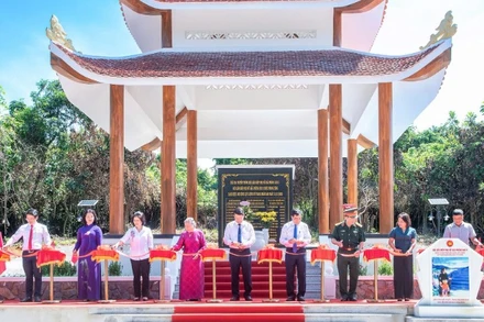 Đà Nẵng khánh thành Nhà bia Hội Liên hiệp phụ nữ Giải phóng Khu V tại xã Phước Trà. (Ảnh: HUỲNH YẾN)