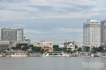 Đà Nẵng Một Góc Sông Hàn, Thành Phố Đà Nẵng. (Ảnh: Anh Đào)