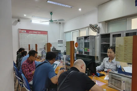 Cần tăng cường tư vấn, hỗ trợ đào tạo, giới thiệu việc làm cho lao động dôi dư. (Ảnh VĂN HỌC) 