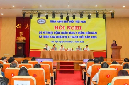 Toàn cảnh Hội nghị.