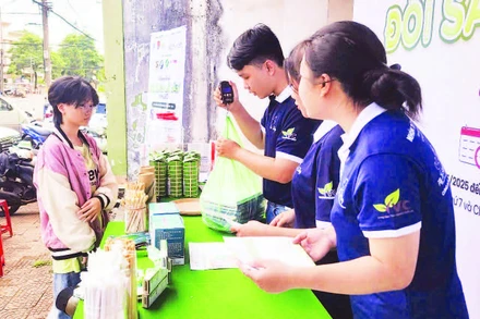 Sau khi thu nhận, những bộ sách, truyện còn mới sẽ được trao tặng các trường học vùng cao, vùng sâu, vùng xa, vùng biên giới.