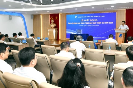 Lễ phát động ủng hộ đồng bào khắc phục hậu quả thiên tai năm 2025.