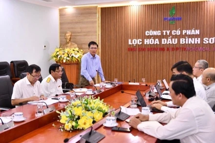 Ủy ban nhân dân tỉnh Quảng Ngãi làm việc với BSR thúc đẩy sản xuất kinh doanh, tăng thu ngân sách cho tỉnh.