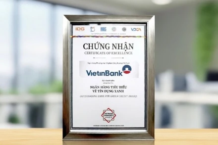 Tích cực thúc đẩy các giải pháp tài trợ cho lĩnh vực phát triển bền vững, VietinBank được bình chọn là Ngân hàng tiêu biểu về tín dụng xanh 2025.