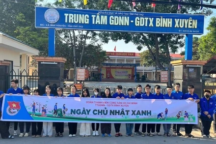 Đoàn thanh niên tổ chức nhiều hoạt động có ý nghĩa giáo dục.