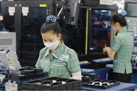 Khu Công nghiệp Sông Công II-giai đoạn 2 rộng gần 300ha đang được khẩn trương xây dựng.