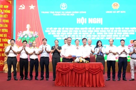 Các đơn vị ký kết hợp tác và vận hành Chi nhánh số 10 tại xã Mỹ Đức.