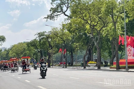 Dự báo khu vực Hà Nội ngày nắng, đêm có mưa. (Ảnh minh họa: Đ.T)