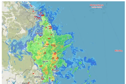  Hiện trạng lũ và phản hồi ra đa thời tiết lúc 9h ngày 19/11.