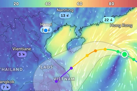 Vị trí bão số 12 lúc 8 giờ 15 phút sáng 20/10. (Ảnh Zoom Earth)