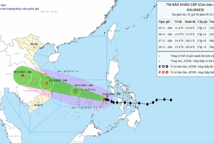 Vị trí bão Kalmaegi lúc 5 giờ sáng 5/11.