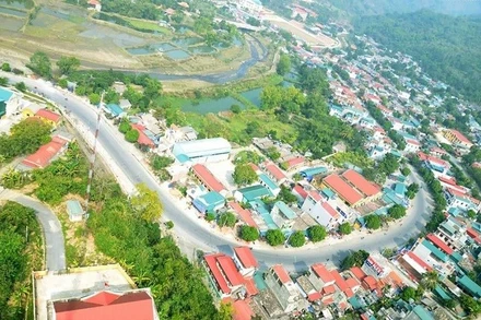 Diện mạo mới của thị trấn Mường Chà trong xây dựng nông thôn mới nâng cao.