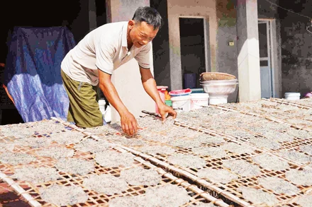 Trải qua nhiều biến động, bánh đa Lạng Côn vẫn giữ được hương vị truyền thống. Ảnh: Mai Dung 