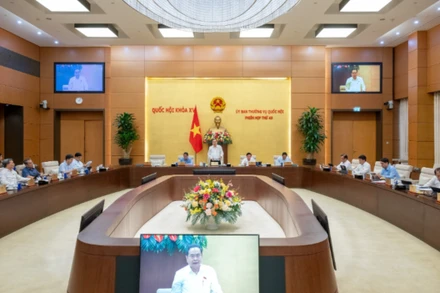 Toàn cảnh Phiên họp thứ 45 của Ủy ban Thường vụ Quốc hội.