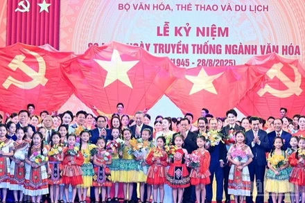 Lễ kỷ niệm 80 năm Ngày truyền thống ngành Văn hóa (28/8/1945-28/8/2025). Ảnh: ĐĂNG KHOA
