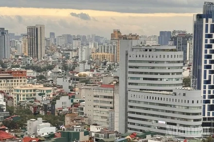 Phân khúc cao tầng vẫn giữ vai trò trụ cột trong thị trường Hà Nội. (Ảnh: THU HÀ)