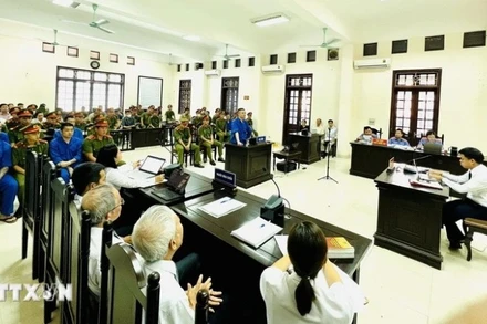 Quang cảnh một phiên xét xử. (Ảnh minh họa: TTXVN)