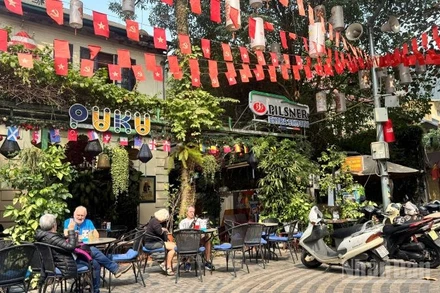 Cơ sở kinh doanh dịch vụ tại Tống Duy Tân, phường Cửa Nam, Hà Nội.